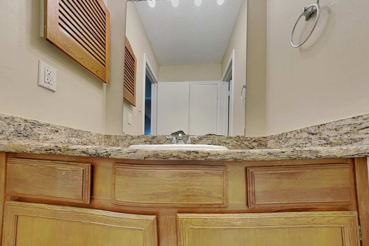 11 Brentwood Oaks Ct, The Woodlands photo 17