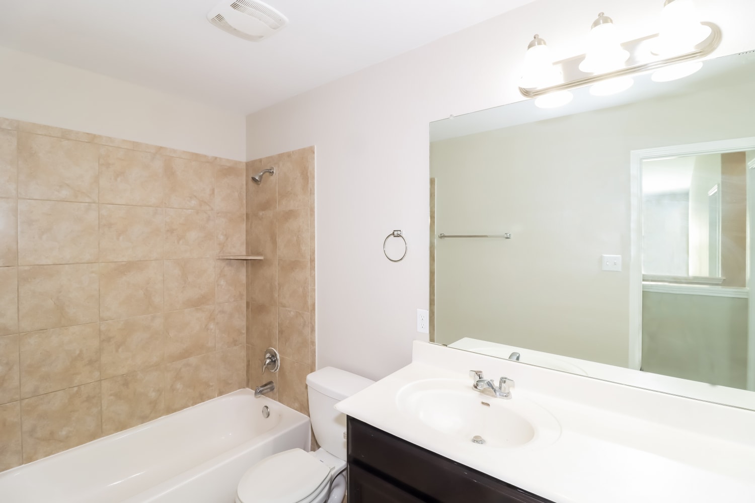 110 Camden Cv, Buda photo 12