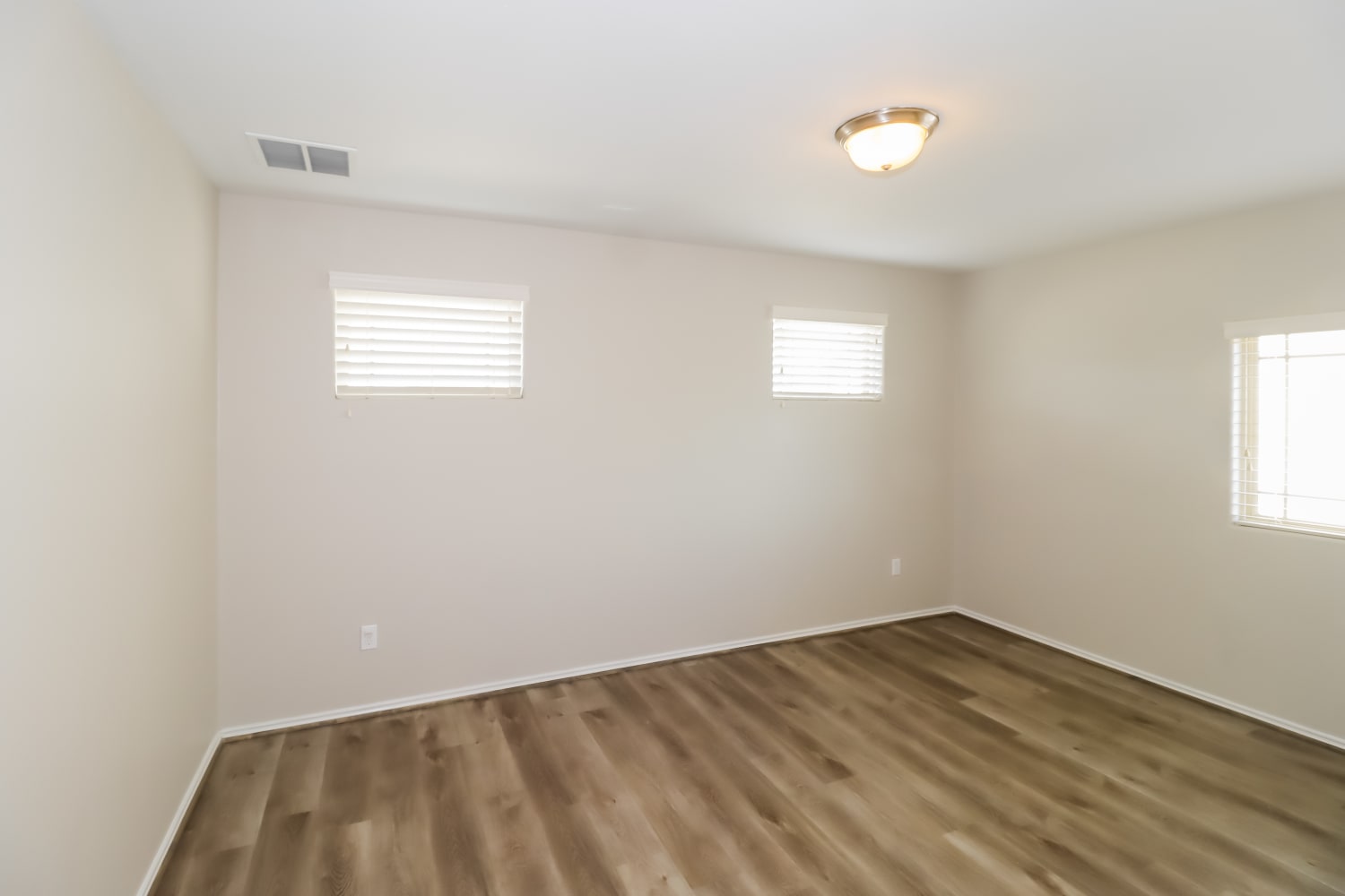 110 Camden Cv, Buda photo 9