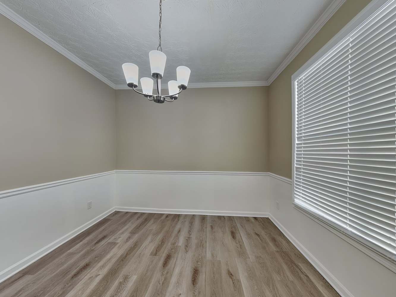 110 Parkway Dr, Fairburn photo 7