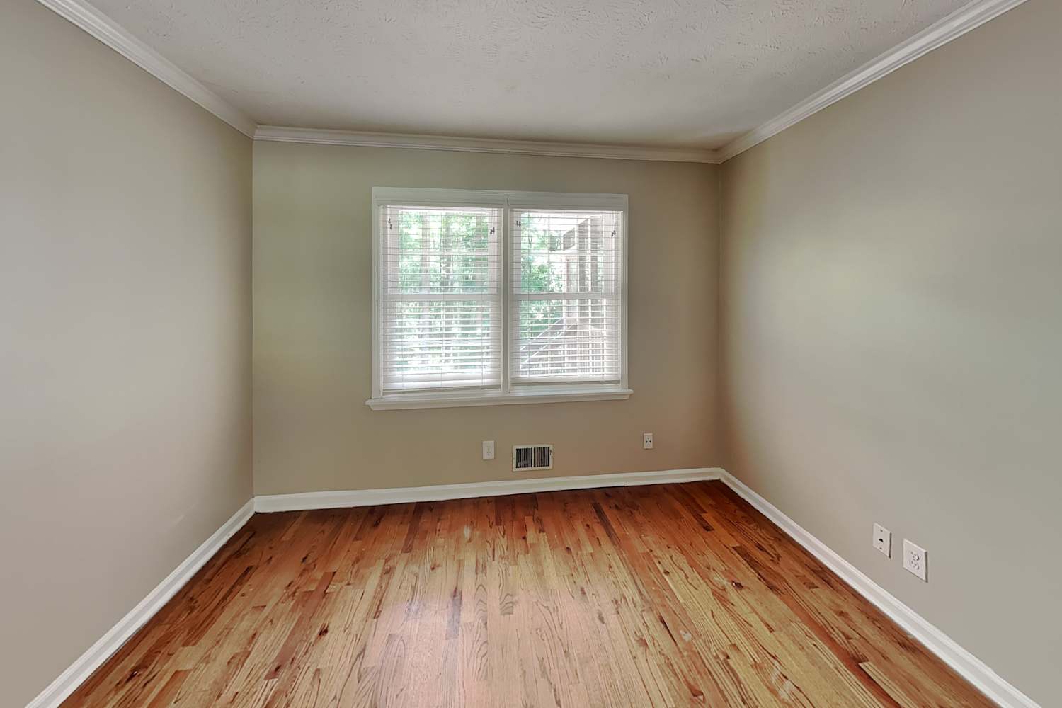 110 Woodsong Dr, Fayetteville photo 8