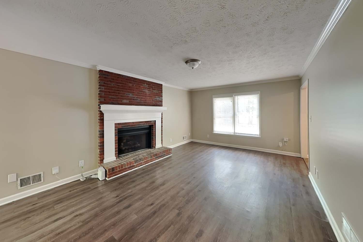 110 Woodsong Dr, Fayetteville photo 6