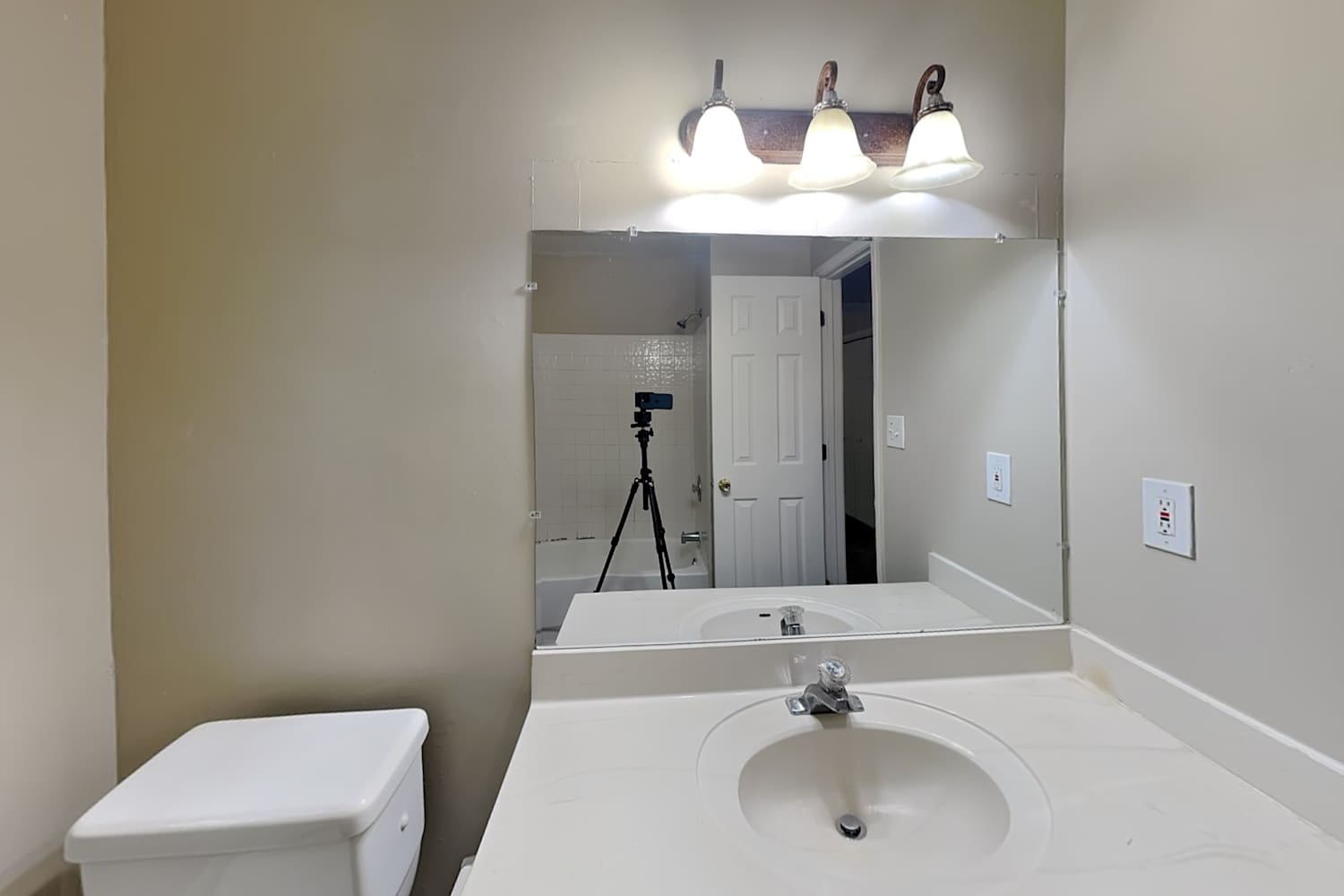 110 Woodsong Dr, Fayetteville photo 19