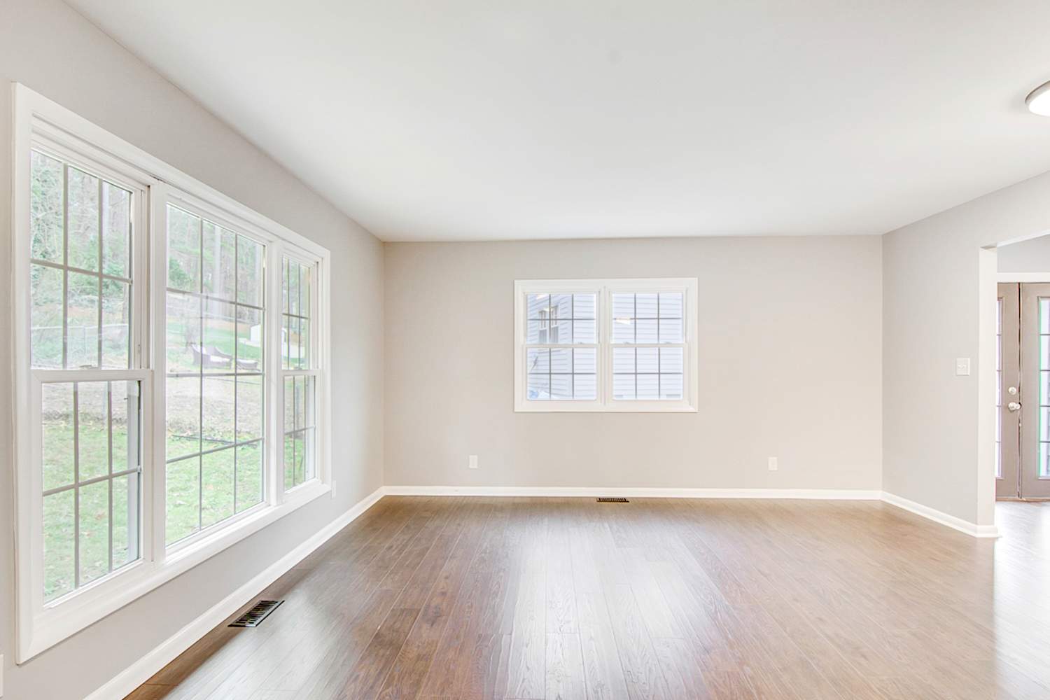 1100 Chatham Ln, Raleigh photo 12