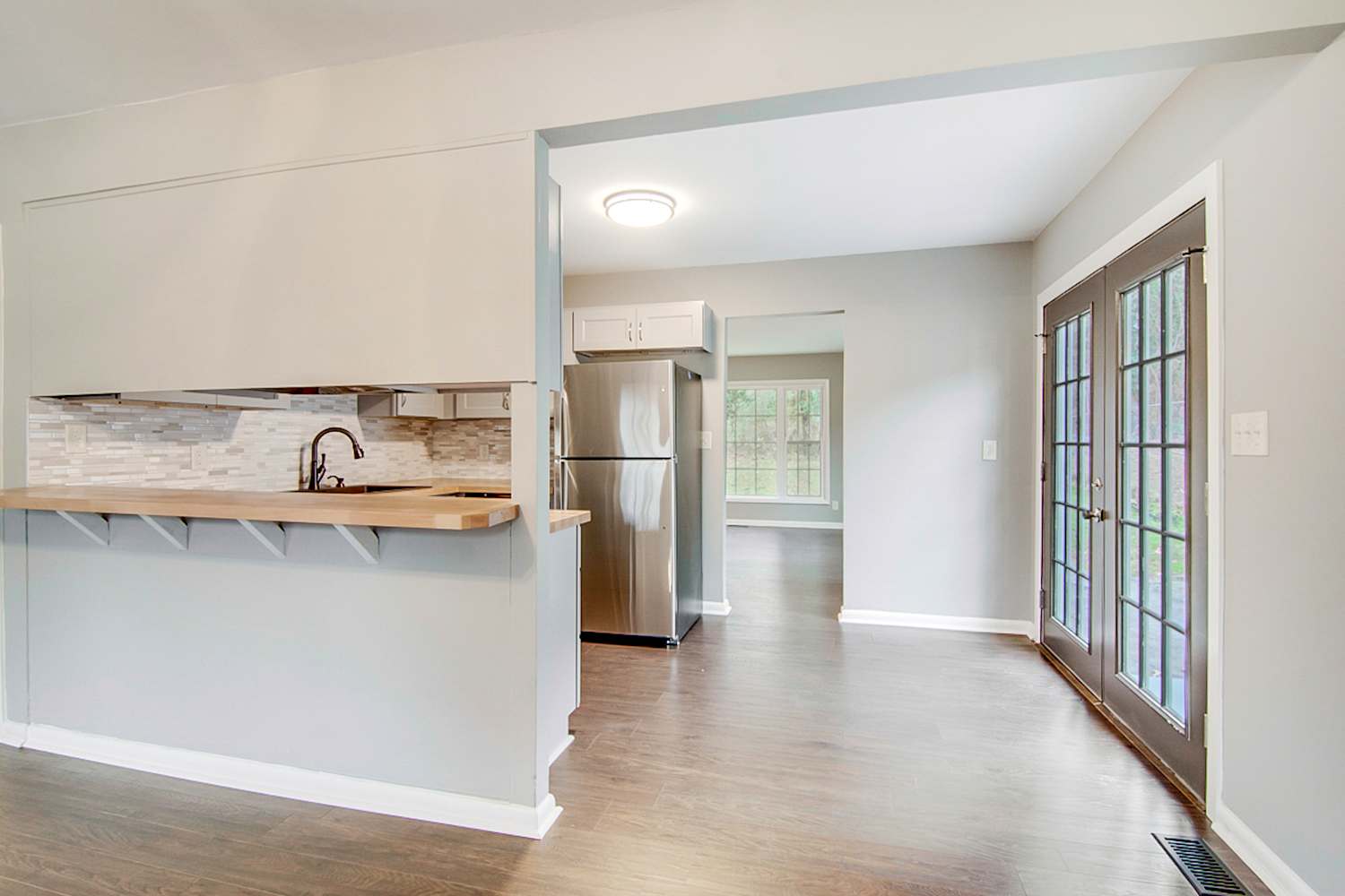 1100 Chatham Ln, Raleigh photo 9