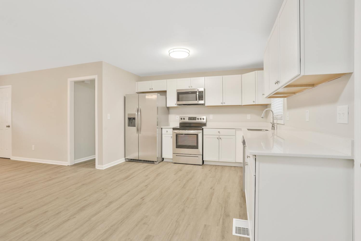 1100 Grace St Sw, Mableton photo 8