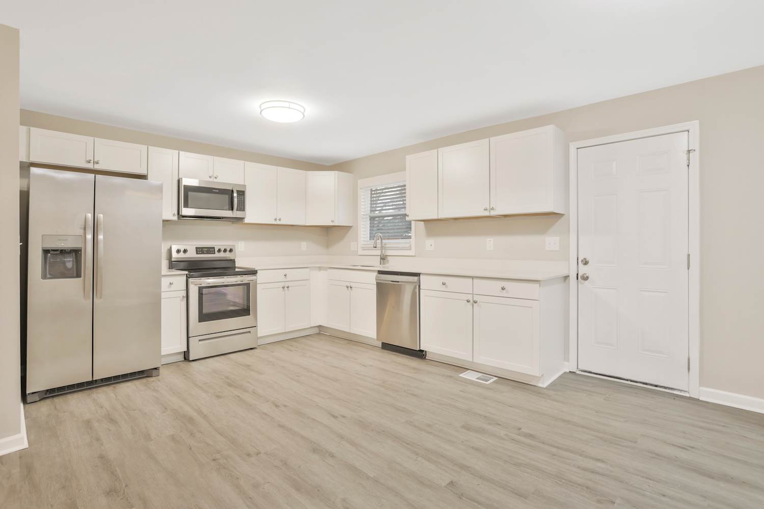 1100 Grace St Sw, Mableton photo 7