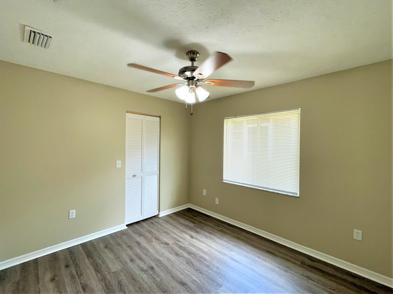 11013 Bentwood Ct, New Port Richey photo 12
