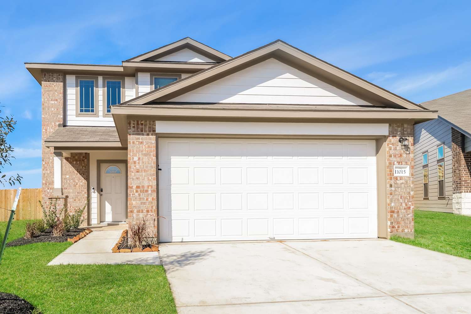 Front of 11015 Inflow Dr, Conroe, TX