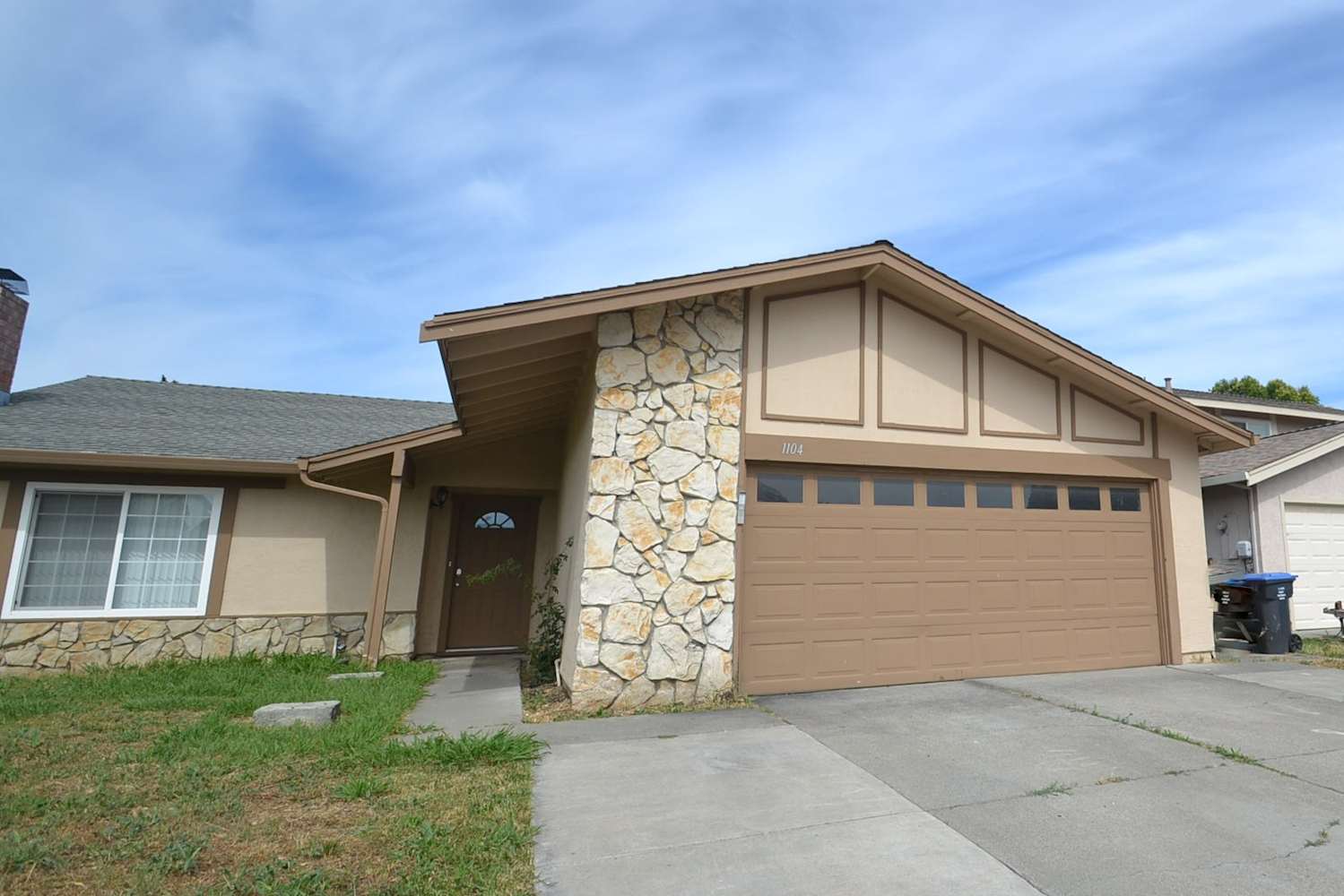 1104 Jeanne Ct, Suisun City photo 1