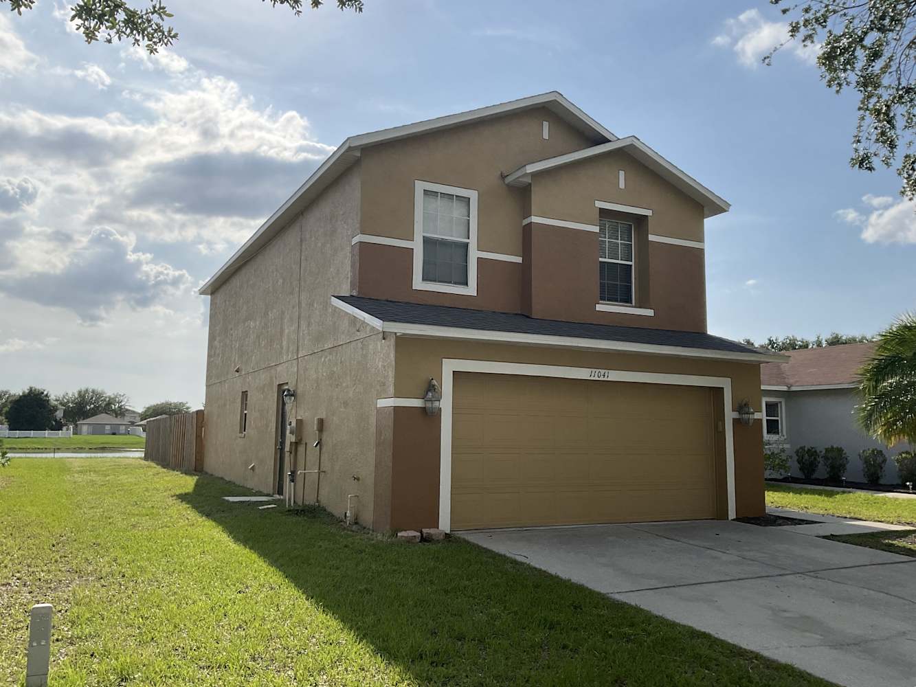 11041 Golden Silence Dr, Riverview photo 4