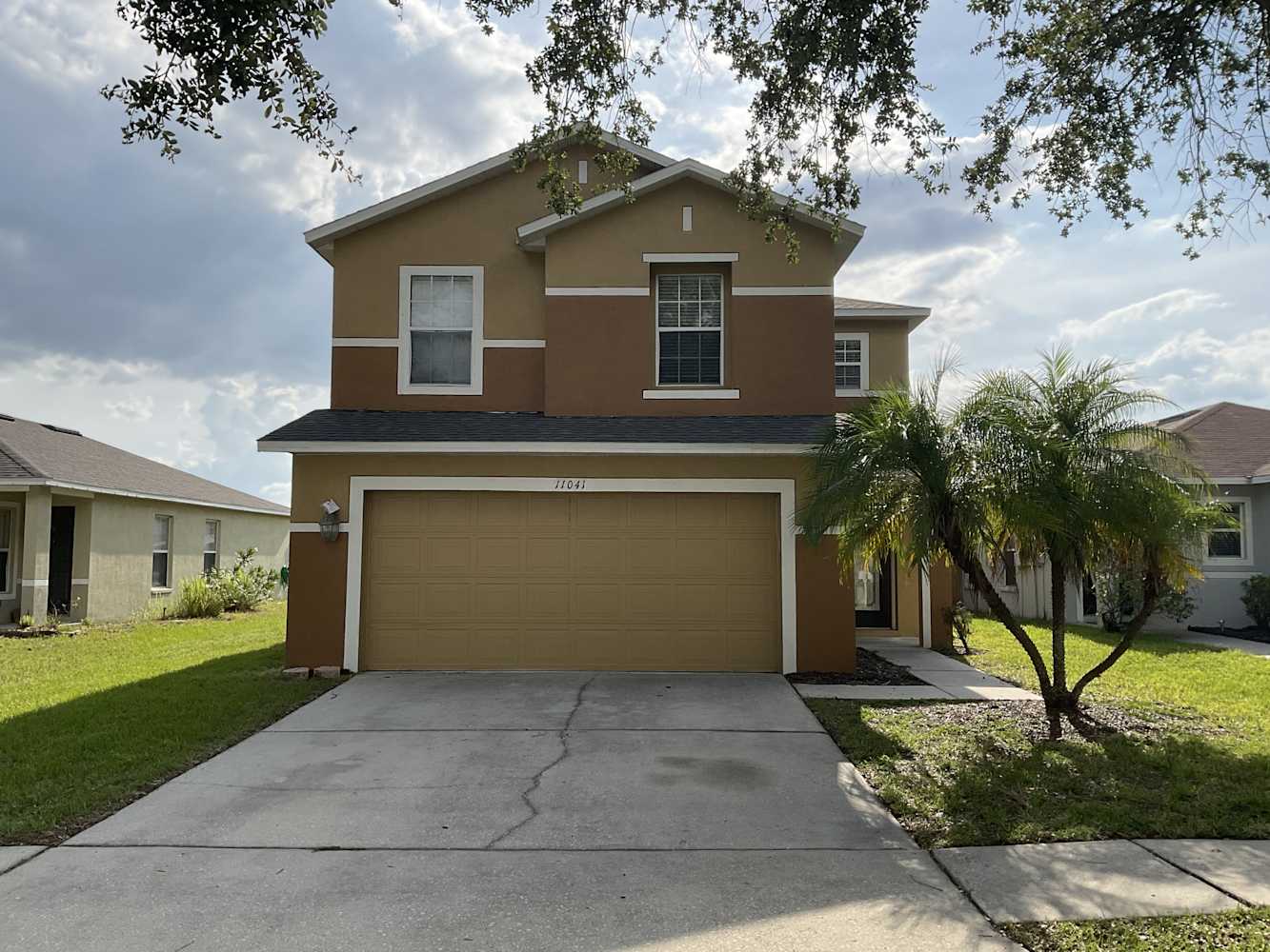 11041 Golden Silence Dr, Riverview photo 1