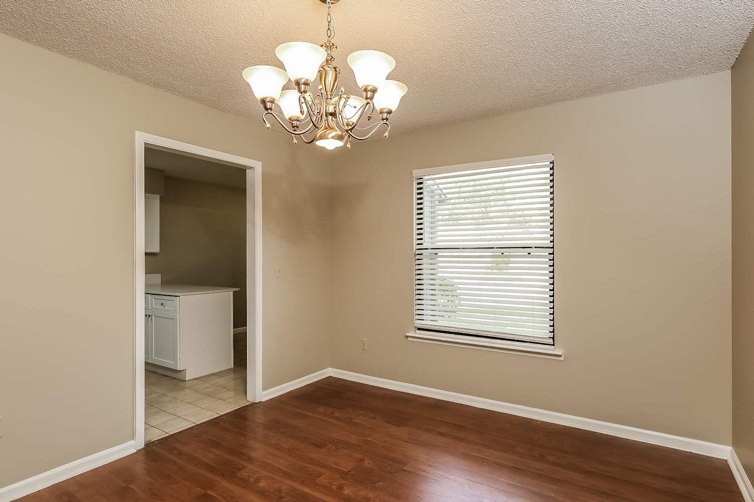 11069 Reading Rd, Jacksonville photo 6