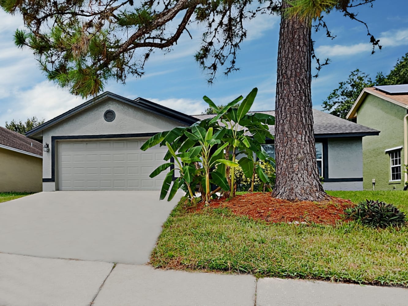 Front of 1107 Sugarberry Trl, Oviedo, FL