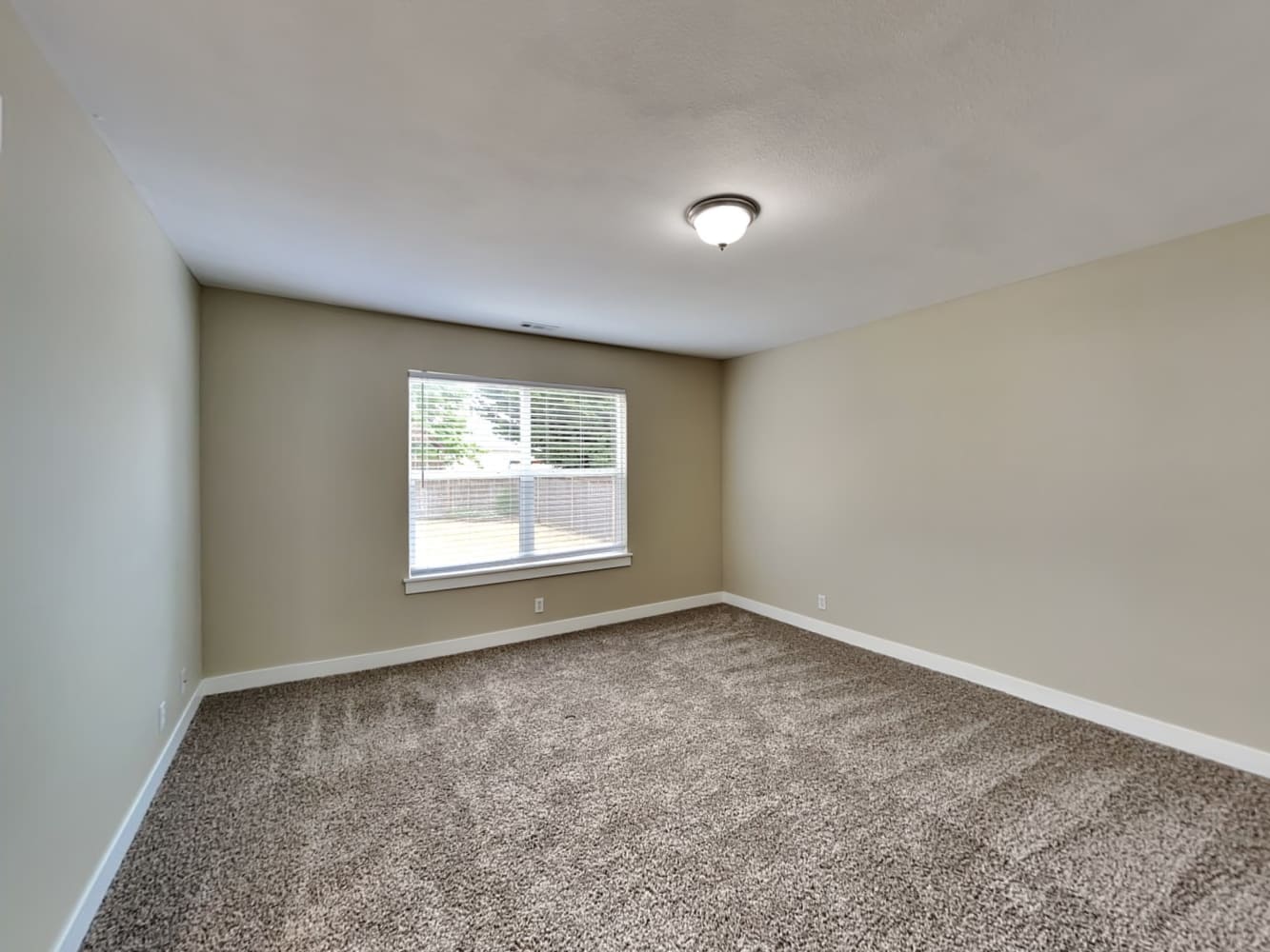 1109 Boatman Ave NW, Orting photo 9