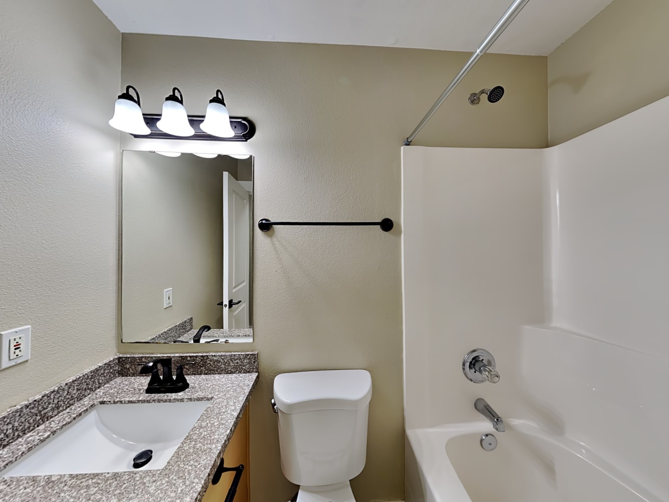 1109 Boatman Ave NW, Orting photo 15