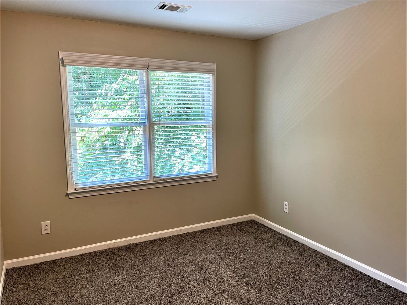 111 Banyon Ct, Dallas photo 8