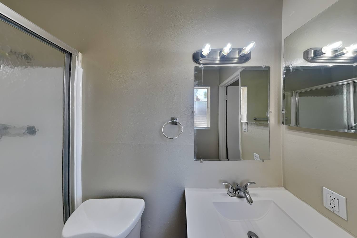 111 E McKinley St, Tempe photo 8