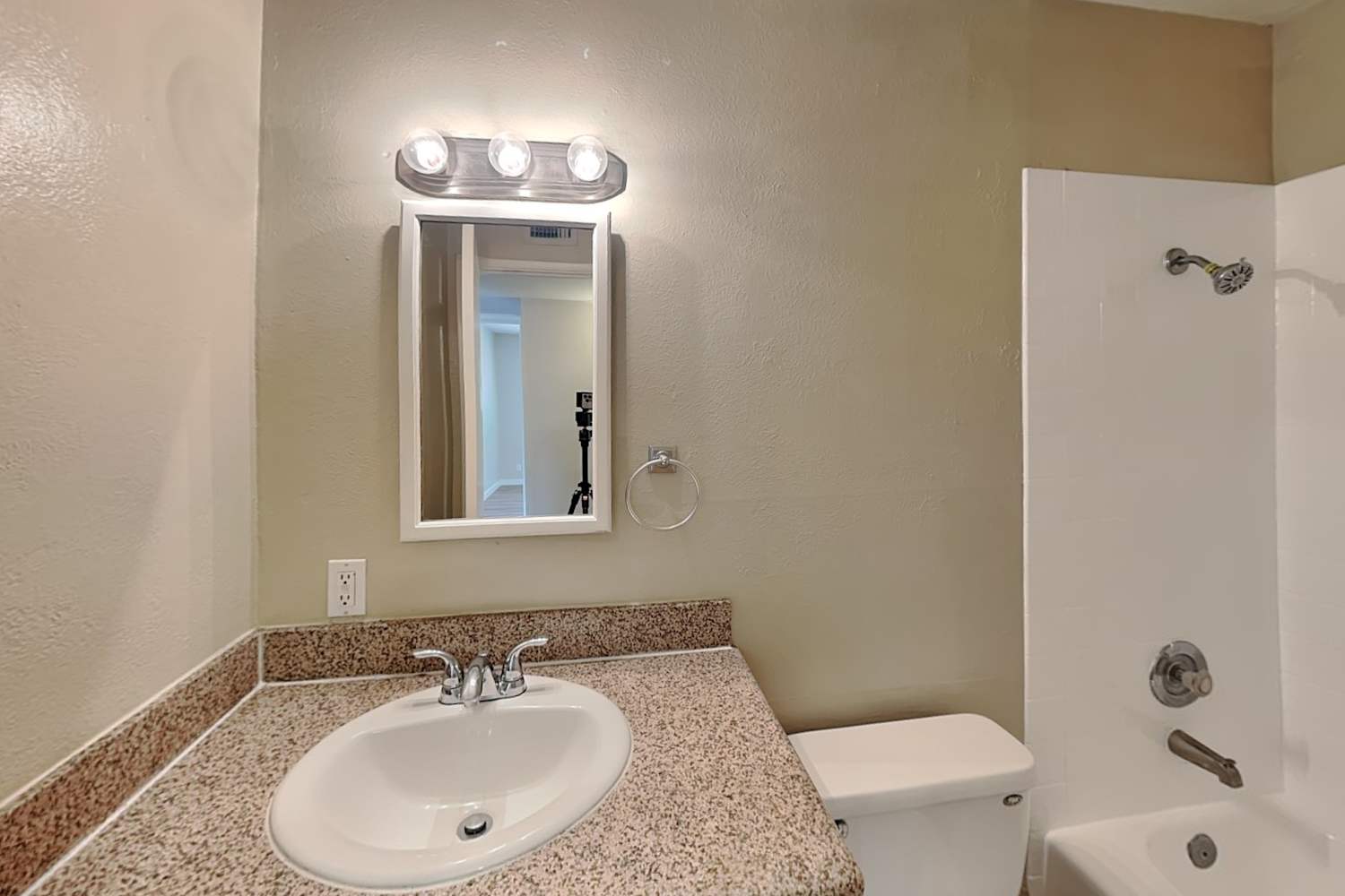 111 E McKinley St, Tempe photo 13