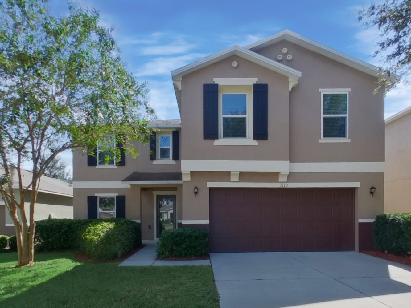 Front of 1110 Canyon Oaks Dr, Brandon, FL