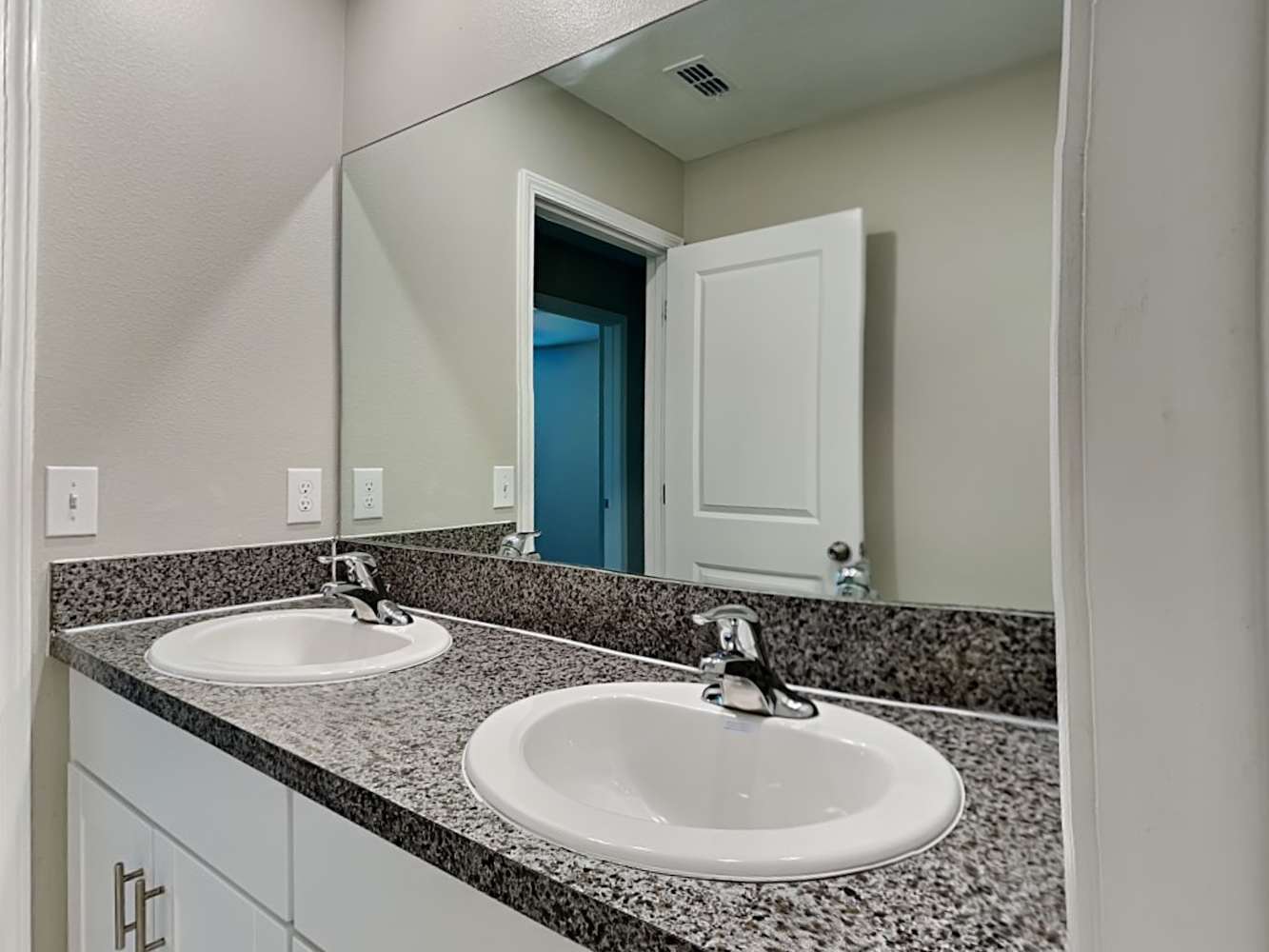 11105 Riley Pines Cir, Gibsonton photo 22