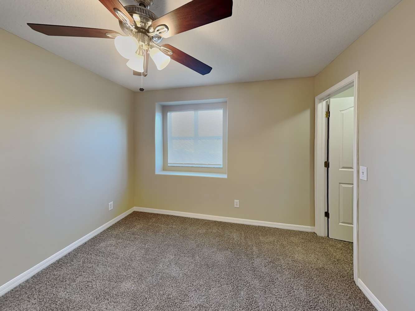 11133 Golden Silence Dr, Riverview photo 16