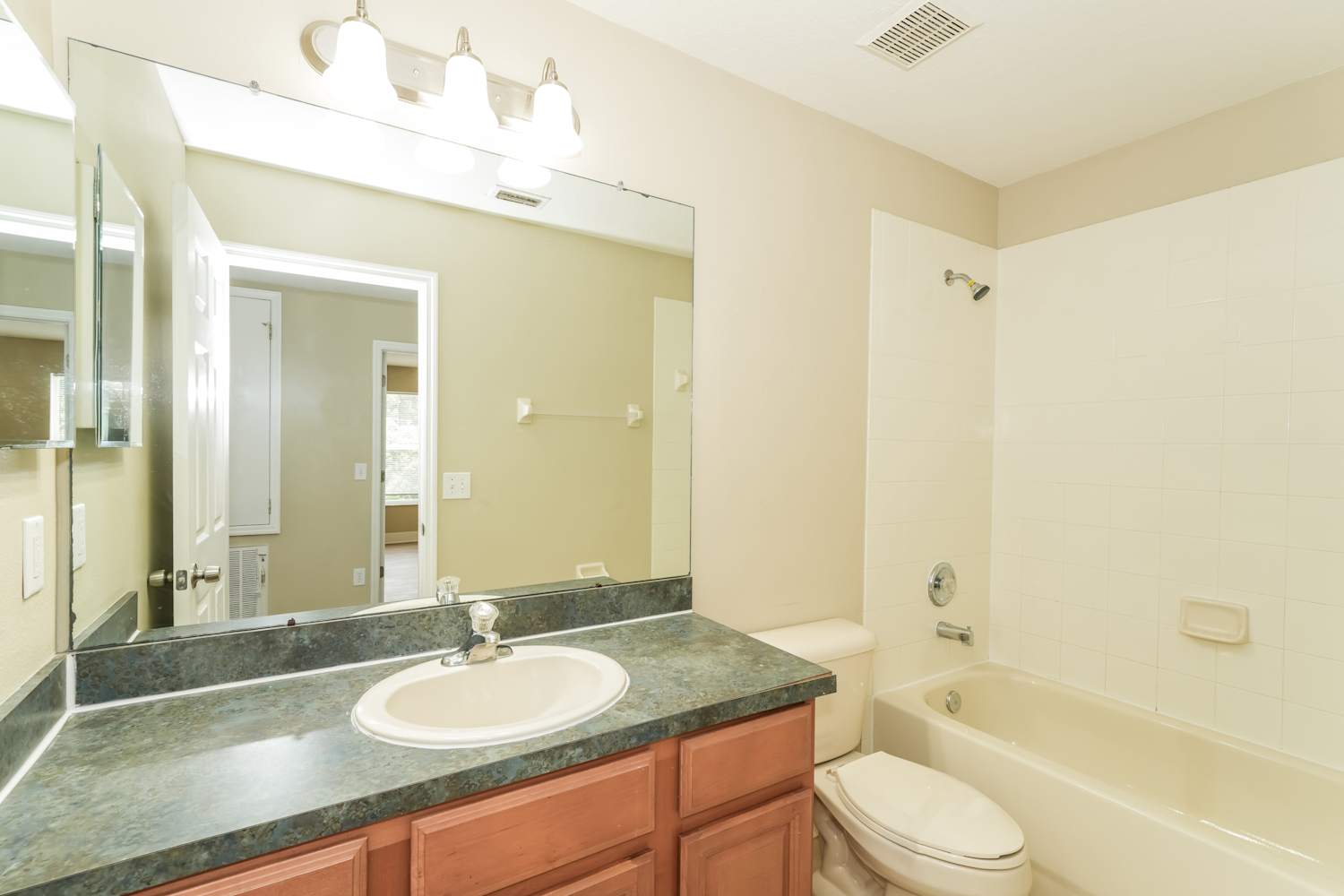 11140 Creek Haven Dr, Riverview photo 13