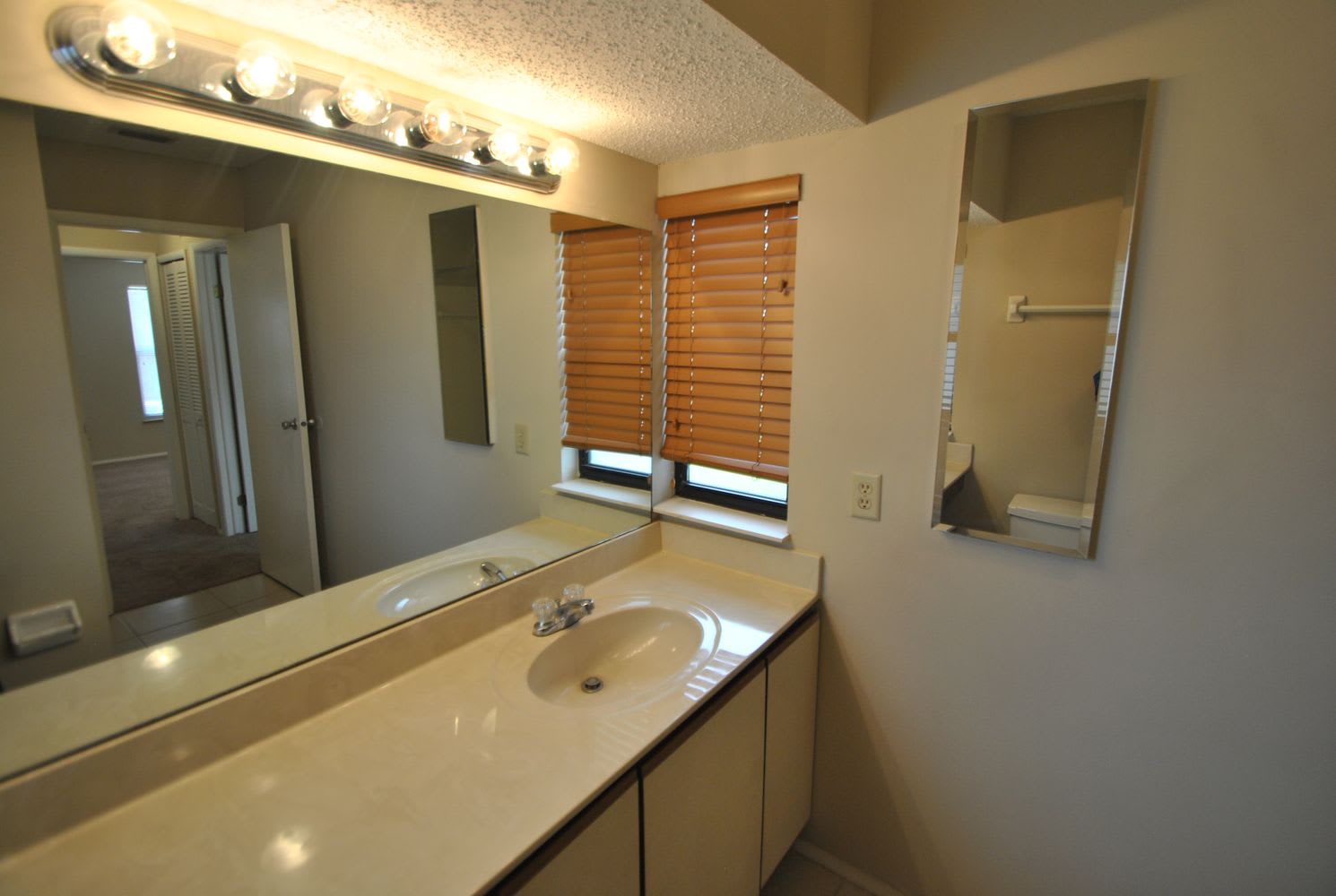 11143 Stoney Point Ln W, Jacksonville photo 9