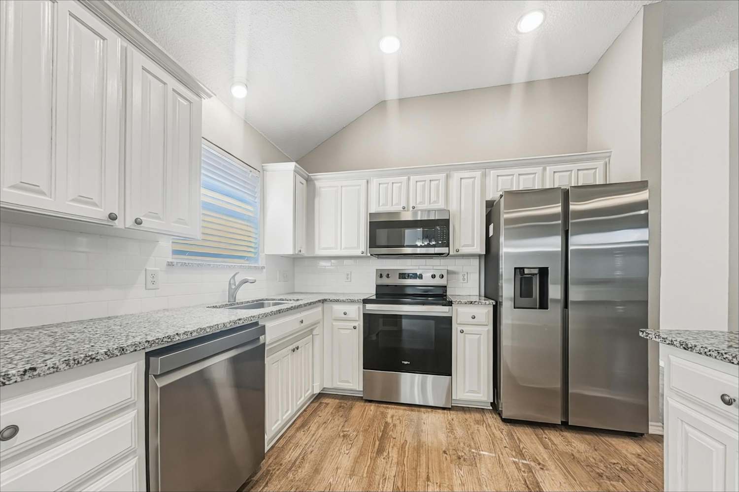 1117 Park Gln, Crowley photo 6