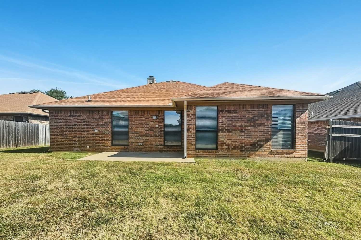 1117 Park Gln, Crowley photo 18