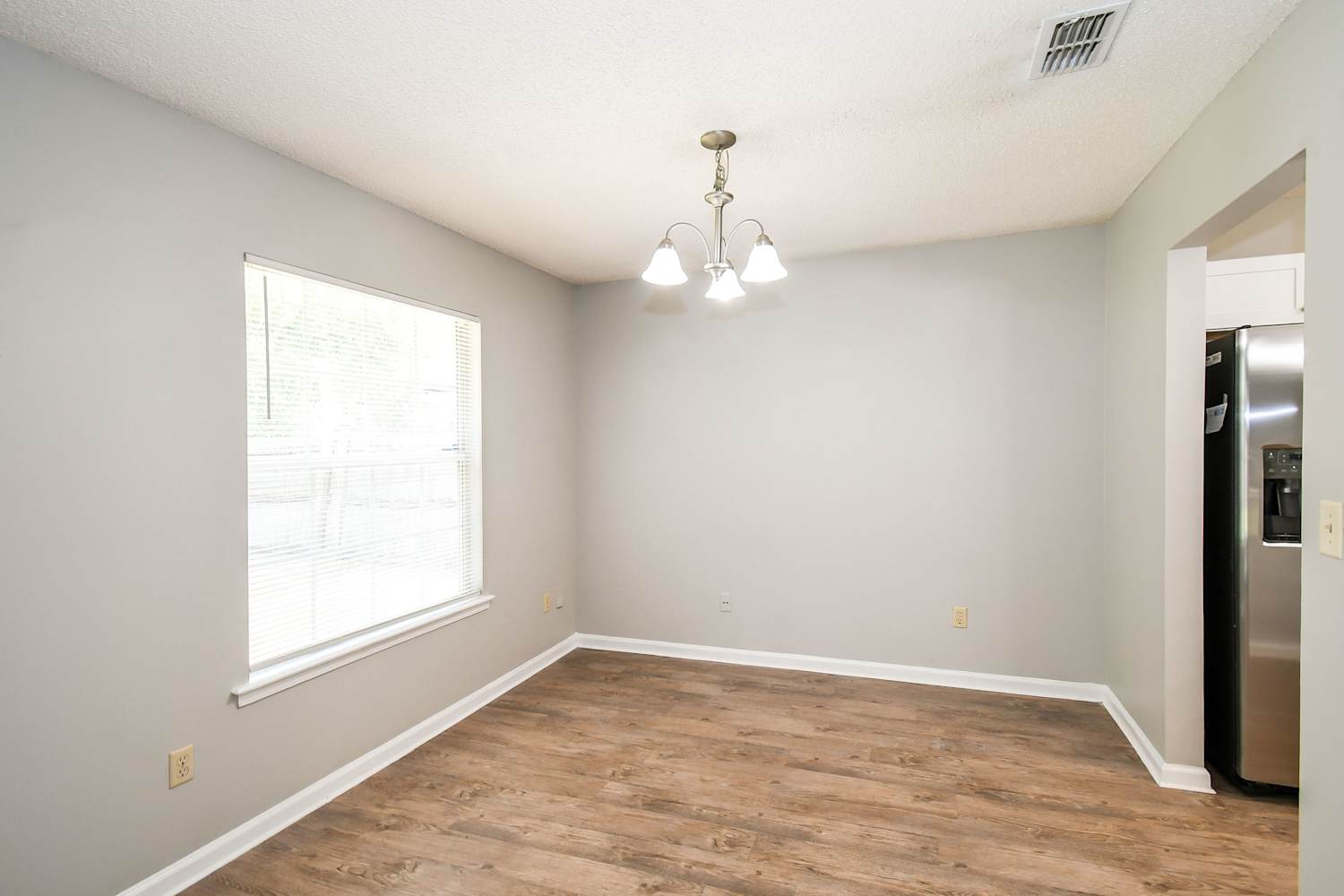 11179 Barbizon Cir E, Jacksonville photo 5