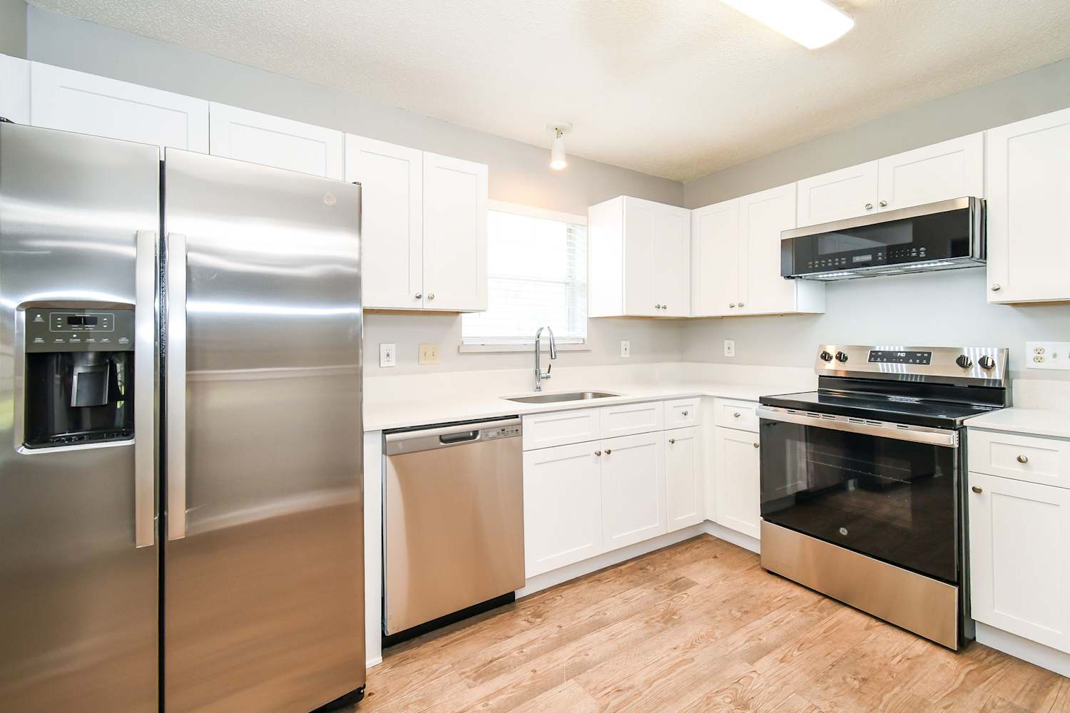 11179 Barbizon Cir E, Jacksonville photo 6