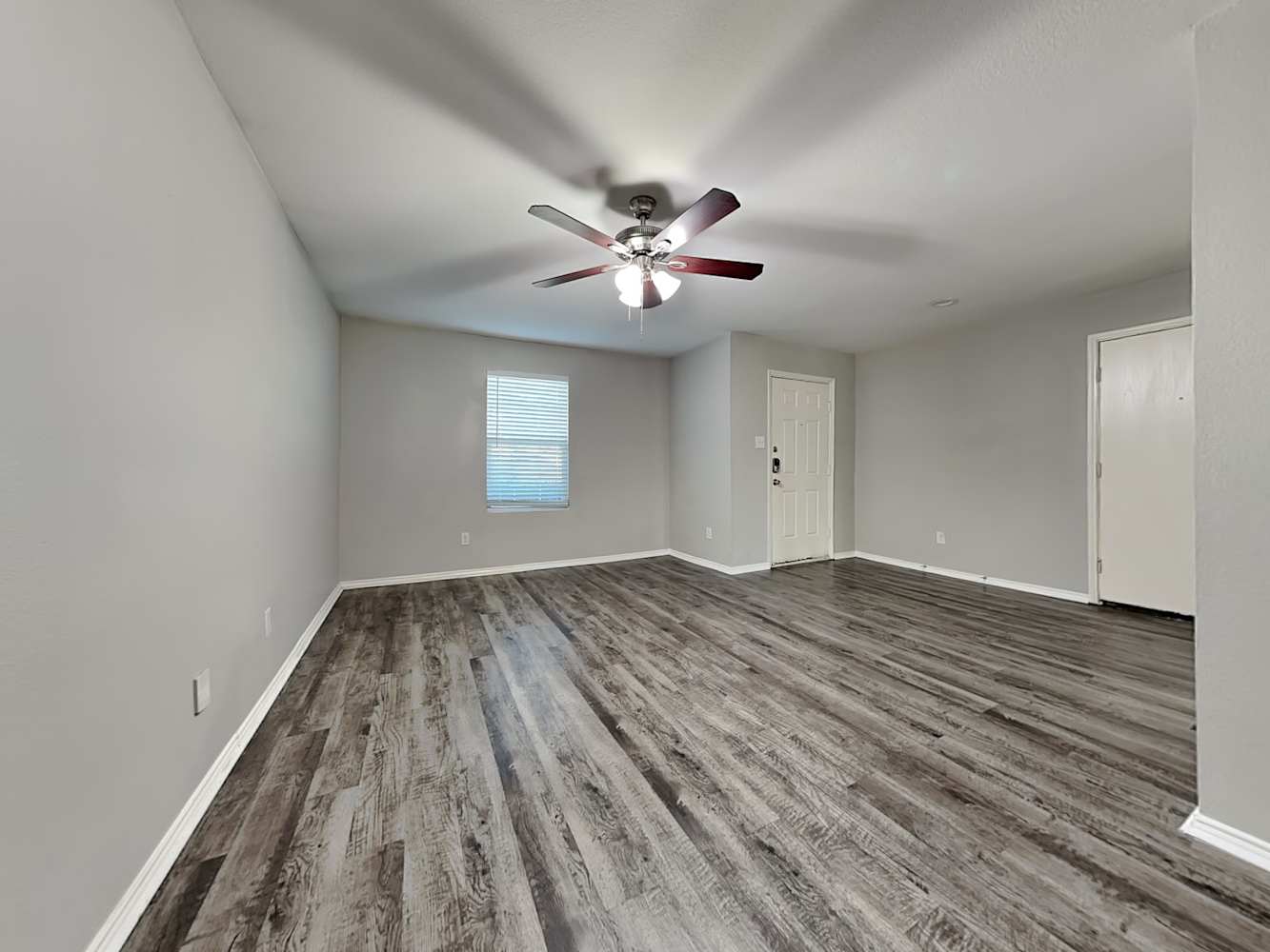 112 Abelia Dr, Fate photo 6