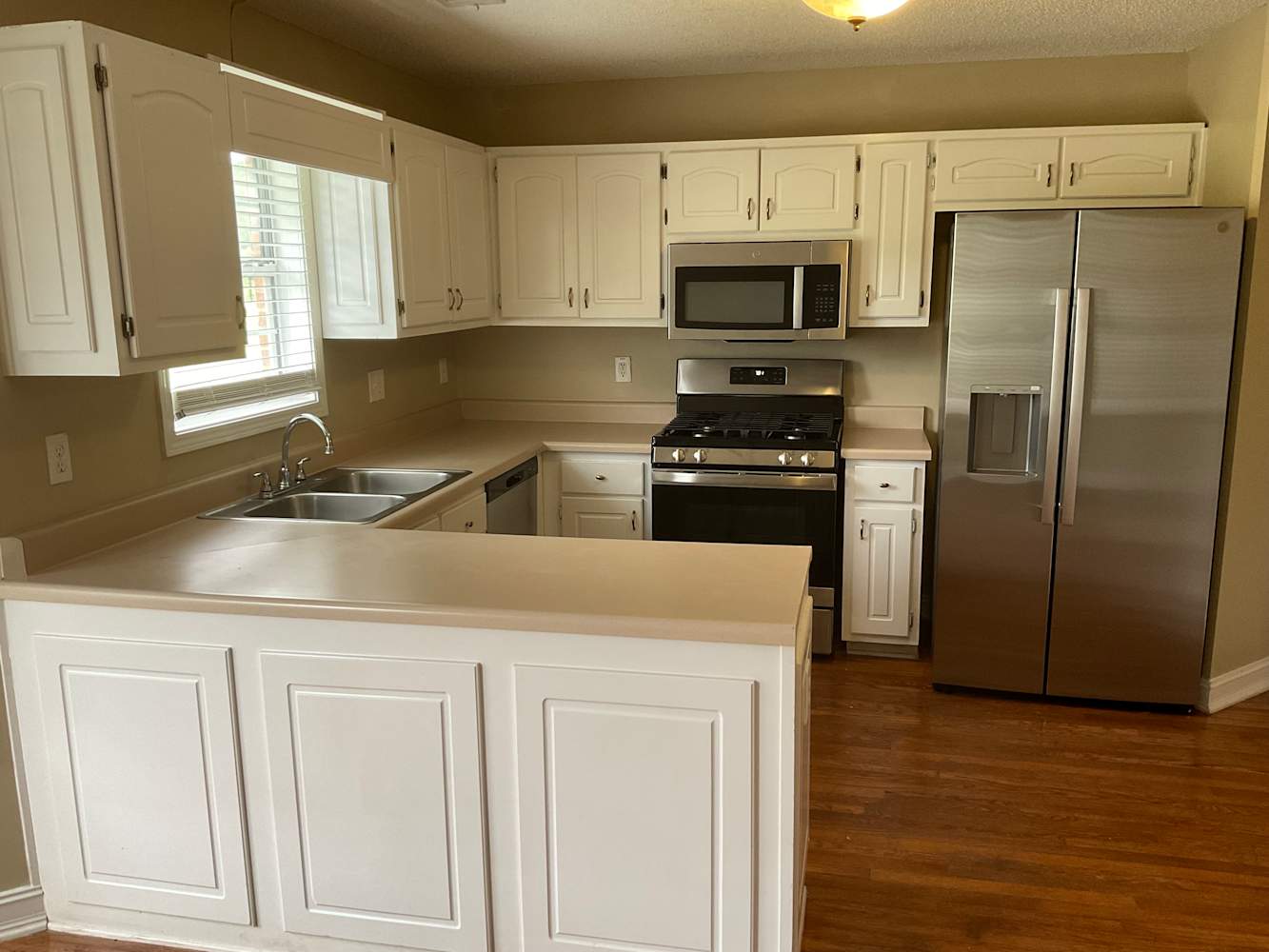 1121 Sutton Dr, McDonough photo 7