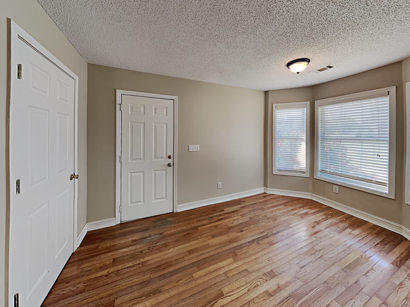 1121 Sutton Dr, McDonough photo 9