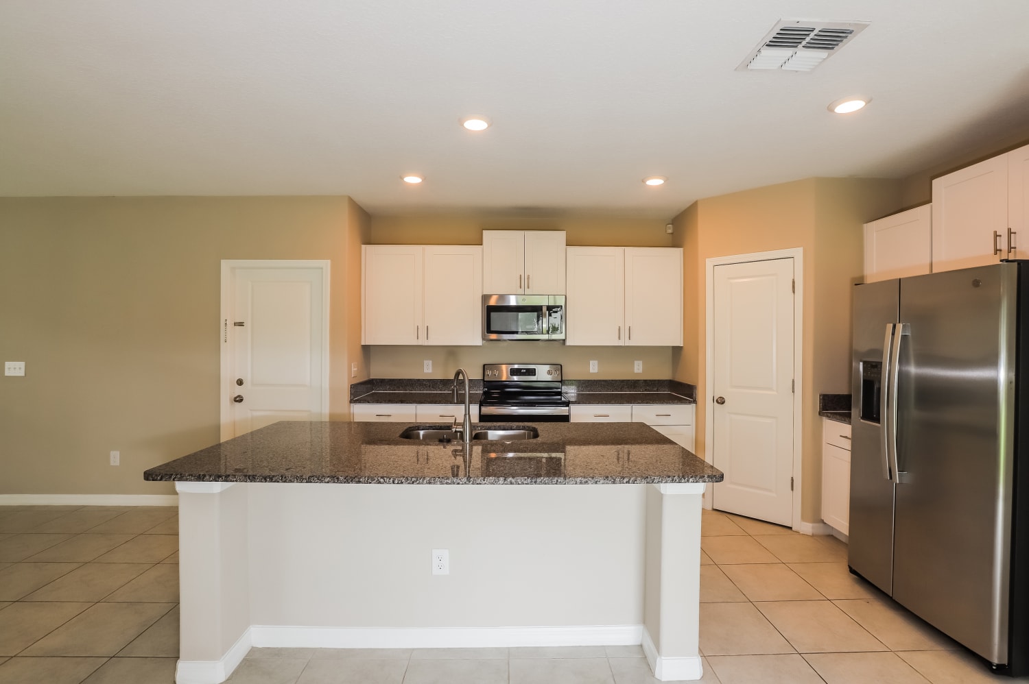11223 Riley Pines Cir, Gibsonton photo 7
