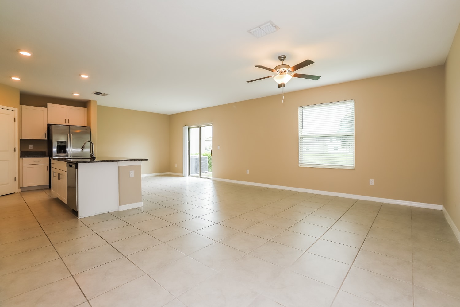 11223 Riley Pines Cir, Gibsonton photo 6
