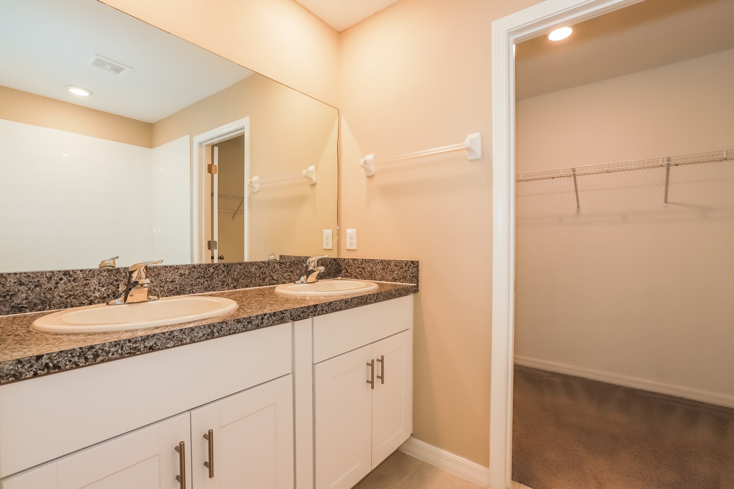 11223 Riley Pines Cir, Gibsonton photo 14