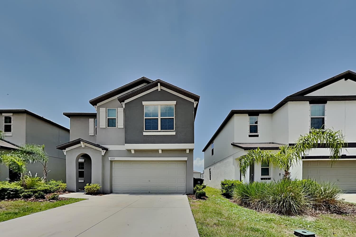 11231 Riley Pines Cir, Gibsonton photo 1
