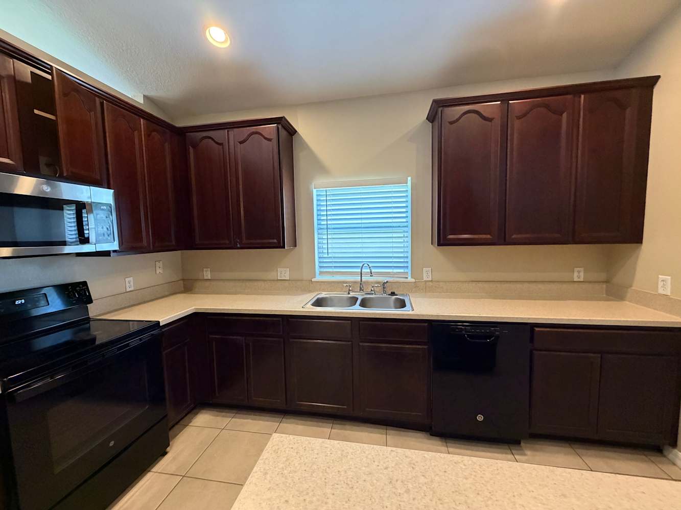 1129 Hacienda Cir, Kissimmee photo 8