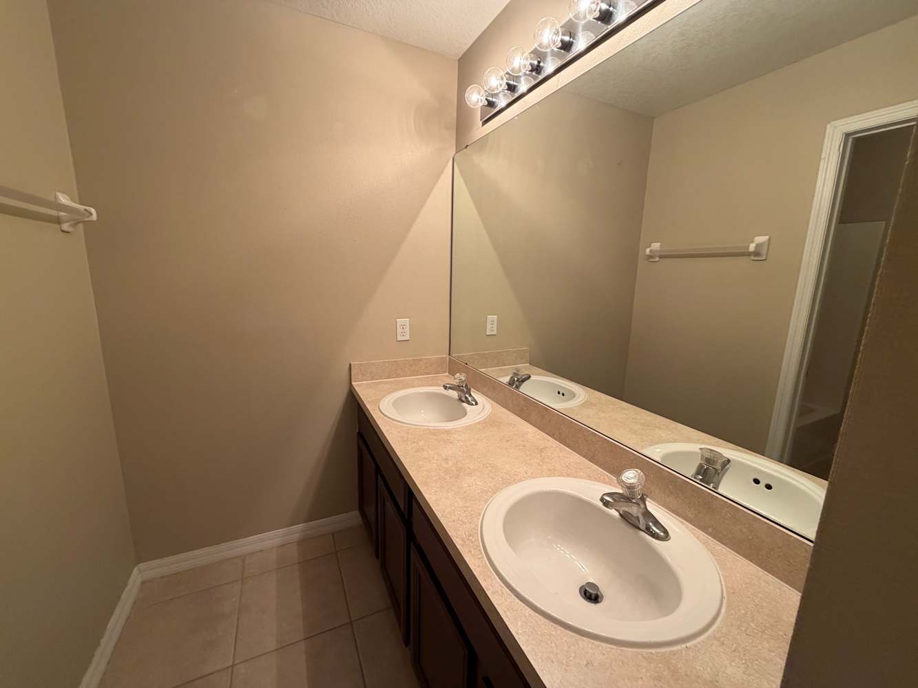 1129 Hacienda Cir, Kissimmee photo 21