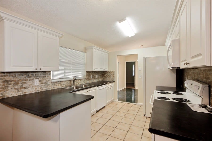 11307 SW 167th St, Miami photo 6