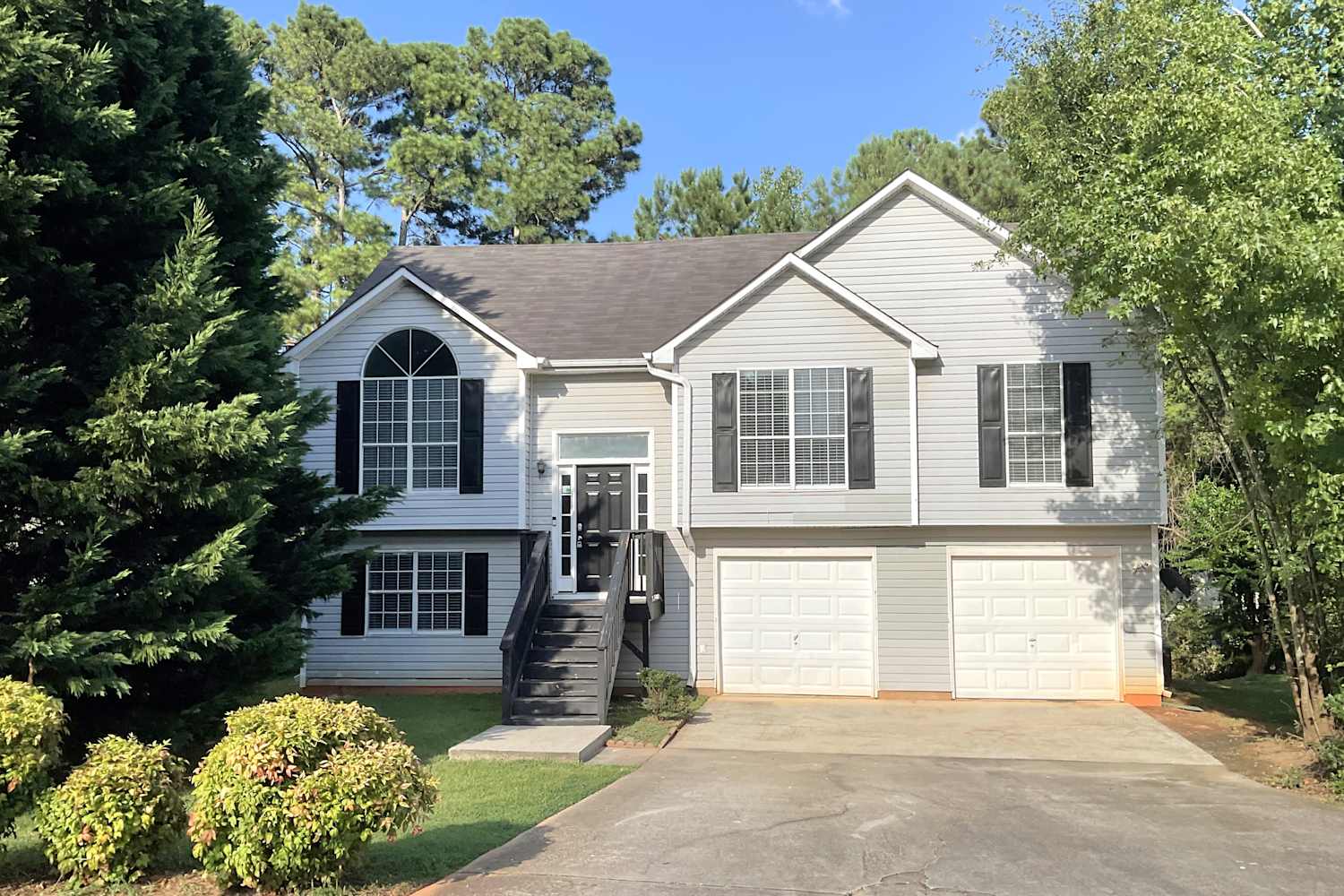 1131 Collyns Ct, McDonough photo 1