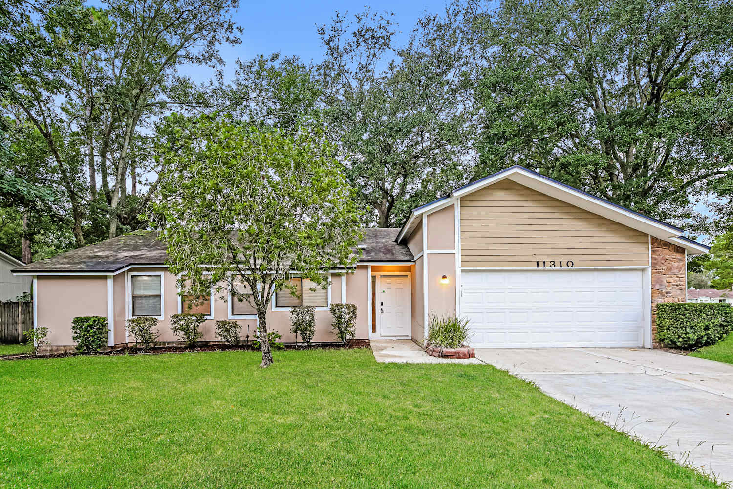 Front of 11310 Rustic Wheel Ct, Jacksonville, FL