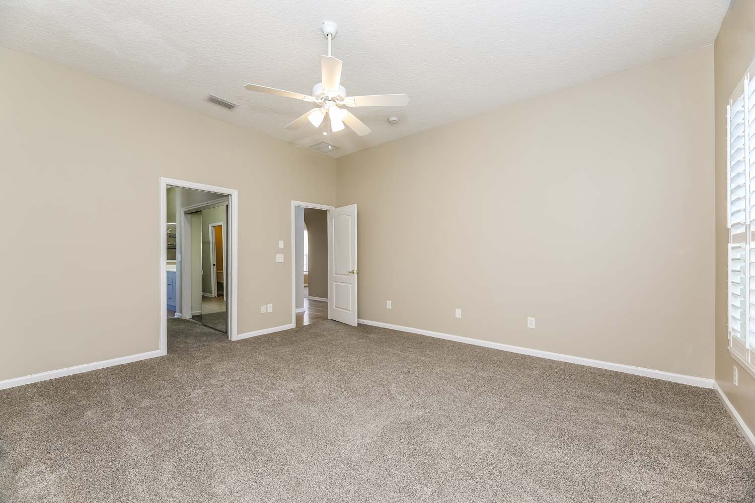11315 Claudine Ct, Jacksonville photo 13