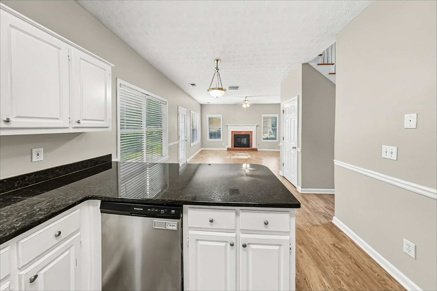 115 Masters Dr, Newnan photo 11