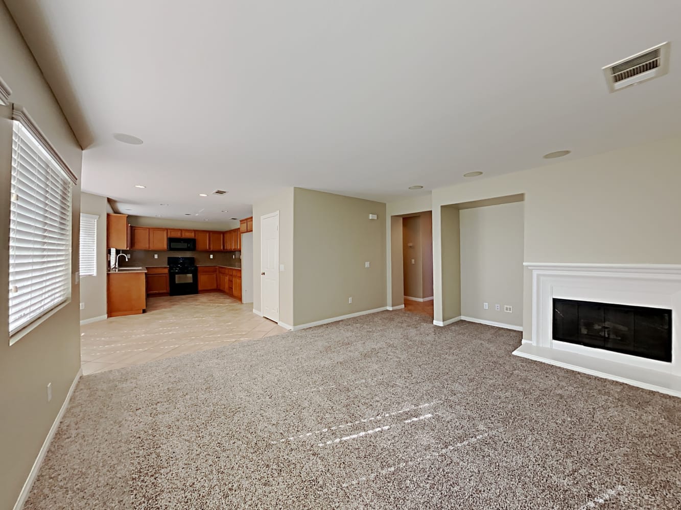 11512 Magnolia St, Corona photo 6
