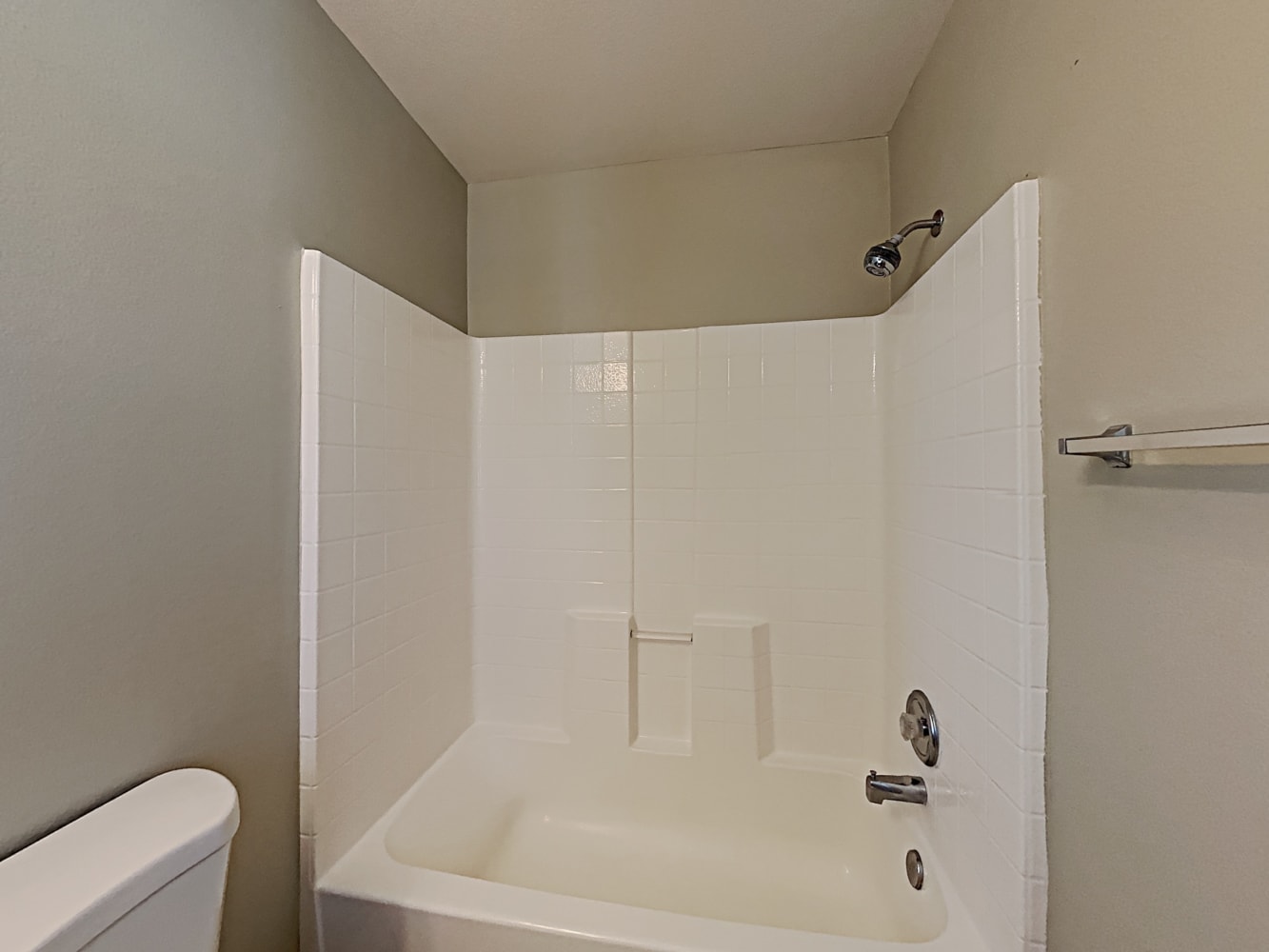 11512 Magnolia St, Corona photo 19