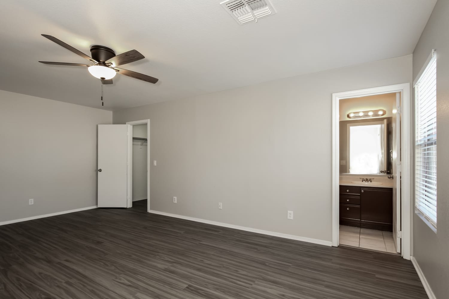 11530 W Flores Dr, El Mirage photo 10