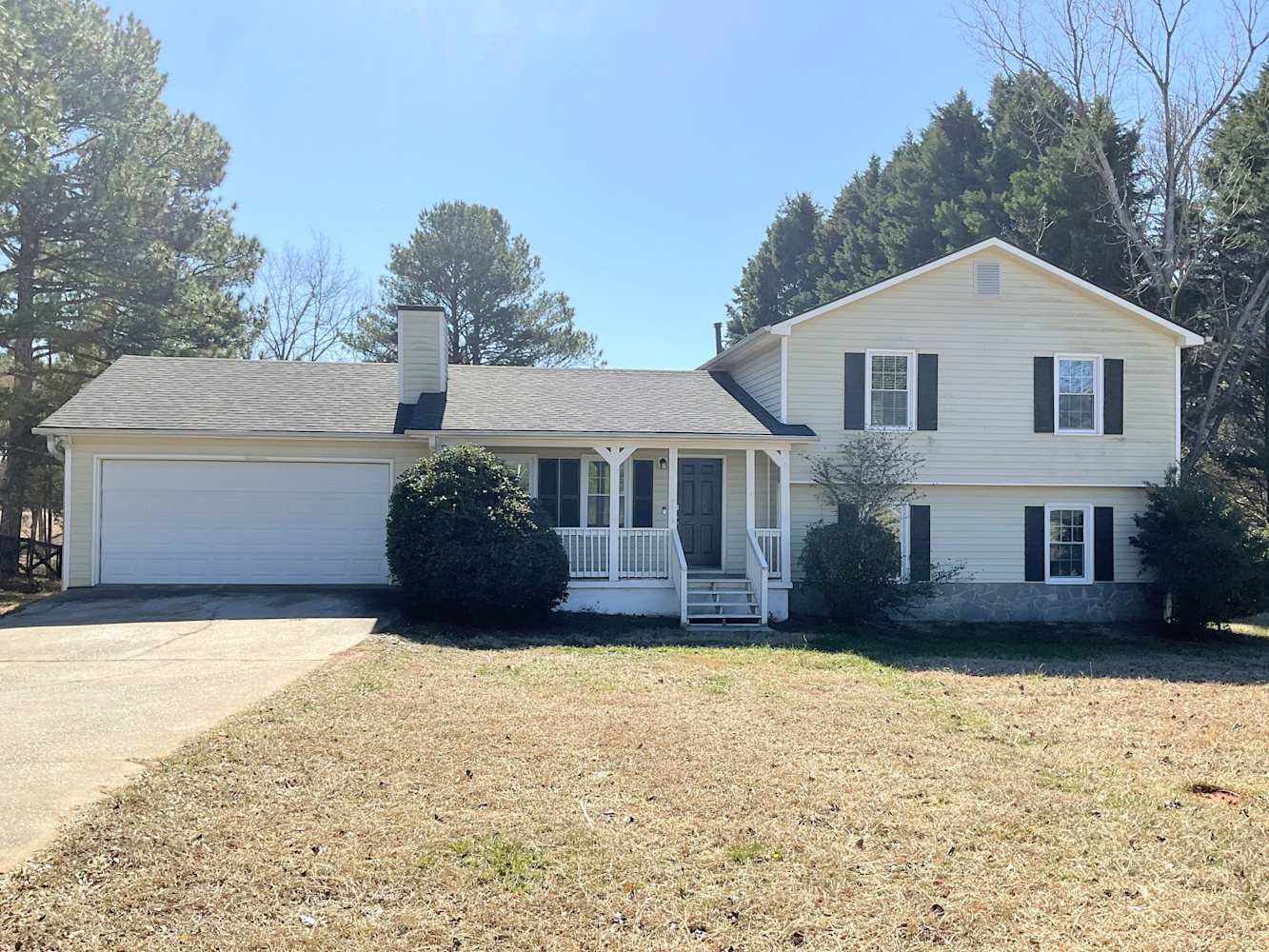 Front of 1154 Webb Gin House Rd, Lawrenceville, GA